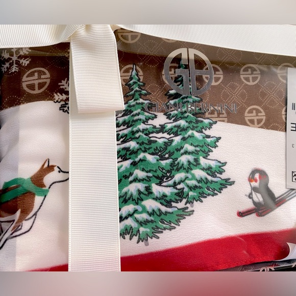 Giani Bernini Holiday Bears Square Scarf ✨ Christmas Gift Ready! - Picture 5 of 7